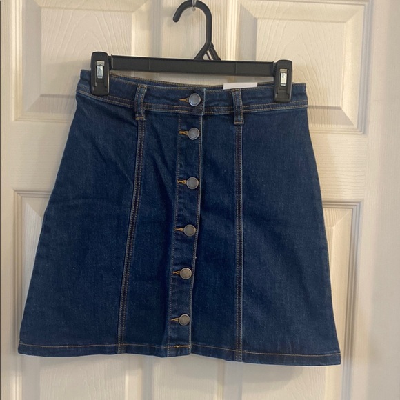 American Tall Dresses & Skirts - American Tall Denim Button-Front Skirt, waist 25 Tall, Brand New